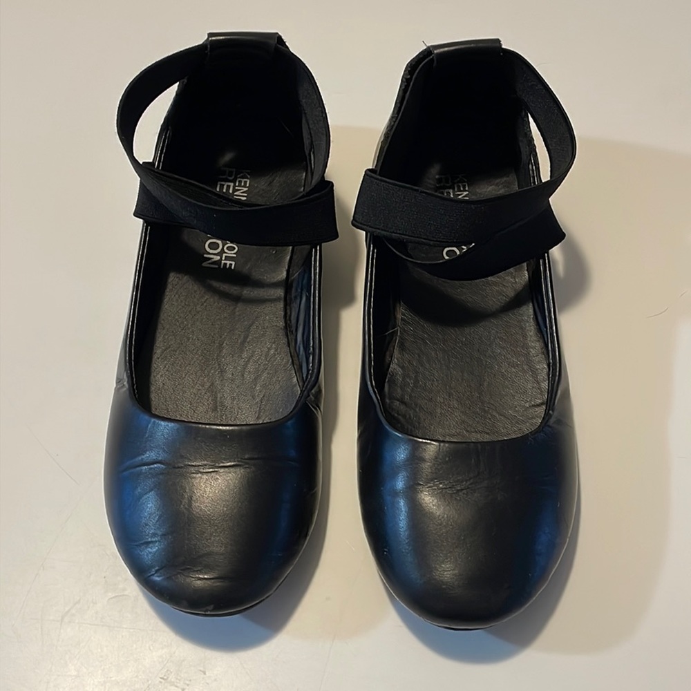 Kenneth Cole Reaction Girls Ballet Flats